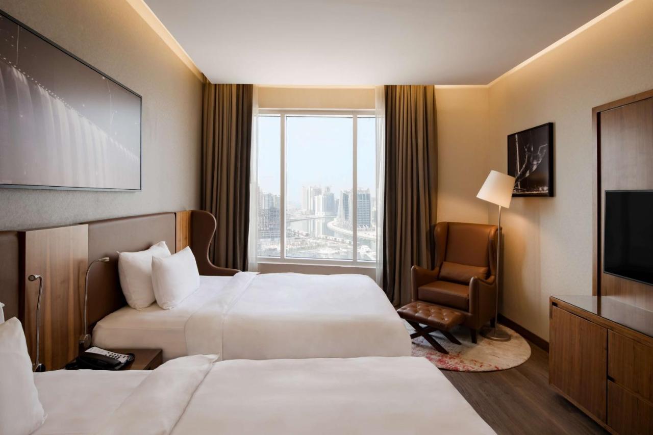 Radisson Blu Hotel, Canal View 5* Дубай