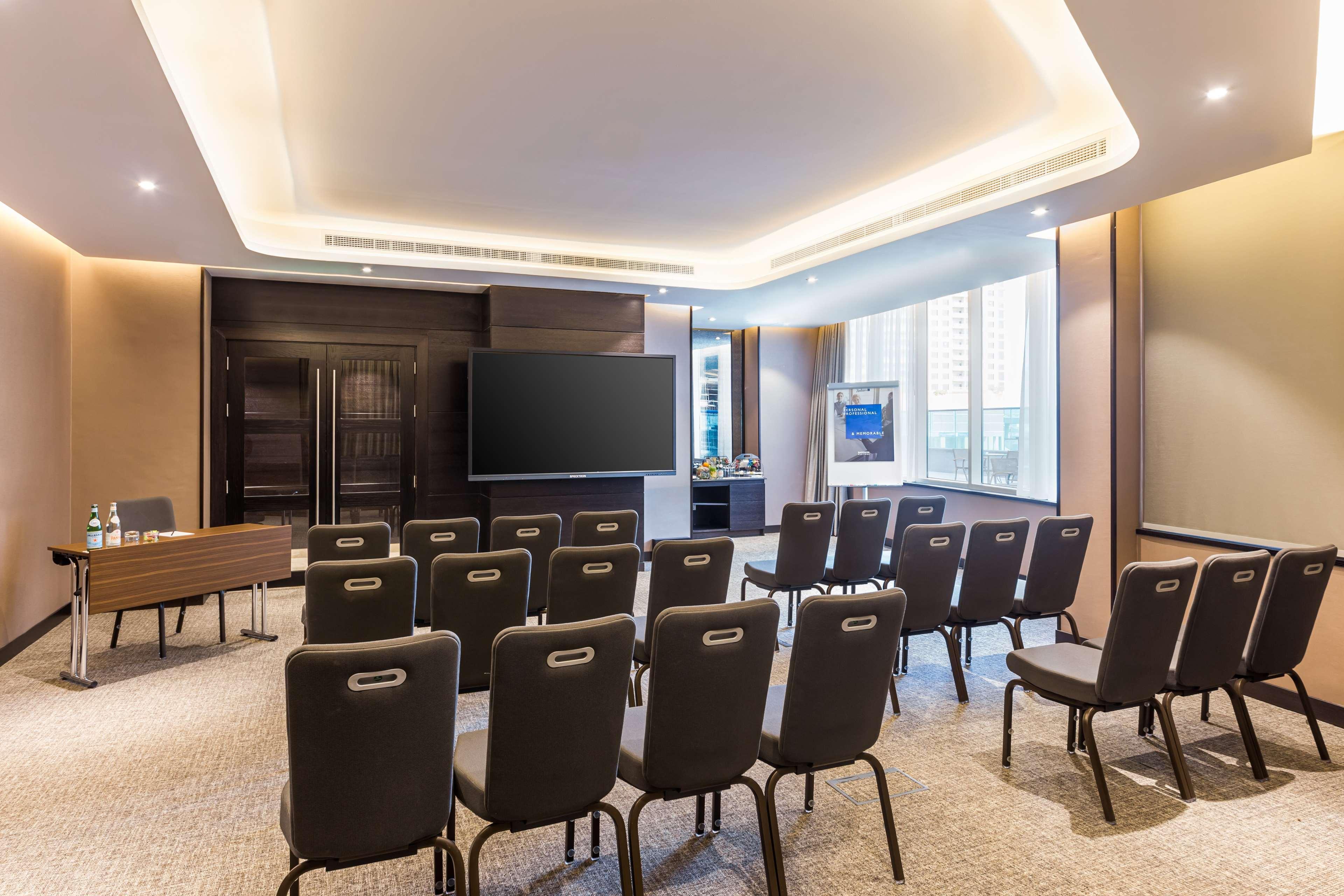 Radisson Blu Hotel, Canal View Отель